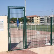 Le stade aux normes de sécurité