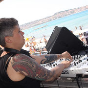 DJ à Diesel in casa