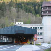 Einfahrt Bosrucktunnel A9