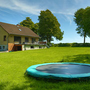 Inground Trampolin im Garten