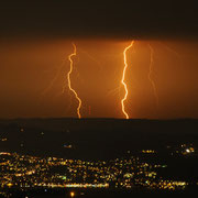 Blitze über dem Zürichsee, Schweiz. Juli 2009 © Robert Hansen