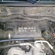 PP-KFZ-Meisterbetrieb: Dodge Challanger SRT8 mit 6,1 l HEMI Maschine, 430 PS
