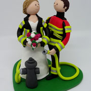 Tortenfigur Brautpaar Feuerwehrmann