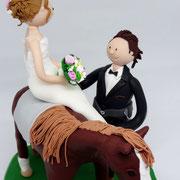 Tortenfigur Brautpaar mit Pferd und Kletterer