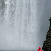 beim Skógafoss (Island)