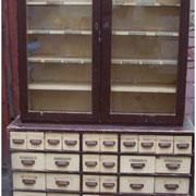 Apothekerschrank Vorher