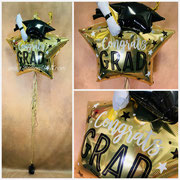 "Congrats GRAD" ca. 71 cm Folienballon unklusive Helium, Bänder und Gewicht.Preis: 25,00€