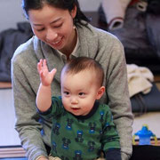 ヨガインストラクター　クヤマ先生