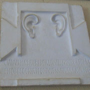 Epidaure - Ex-voto offert par un malade dont les oreilles furent guéries, par Asclépios, également appelé Esculape.