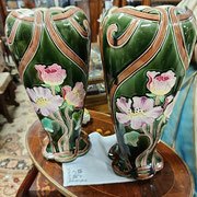 paire de vases début XX en barbotine