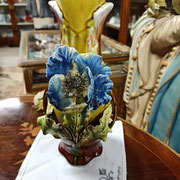 petit vase ancien en barbotine