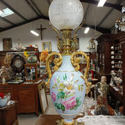 Ancienne lampe en laiton et porcelaine