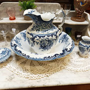 Garniture de toilette anglaise