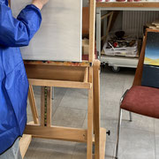 FRAUENARBEIT - An der Staffelei entstehen echte Kunstwerke.