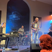 Volles Haus, voller Sound – Chapelle d’Amour im JUKU! Ein tolles Jazz-Konzert mit einem begeistertem Publikum.