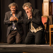 Fotografia di scena dello spettacolo teatrale Cenere e Champagne al Teatro Caboto Kolbe | Alessandro Tintori