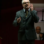 Fotografia di scena dello spettacolo teatrale "Il caso Lancaster" | Alessandro Tintori