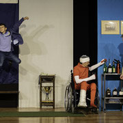 Fotografia di scena dello spettacolo teatrale Galeotto fu il lettino al Teatro Caboto Kolbe a Milano | Alessandro Tintori