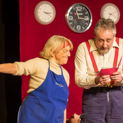 Le fotografie di scena dello spettacolo teatrale Un aereo chiamato... desiderio, rappresentato al Teatro Caboto Kolbe di Milano | Alessandro Tintori