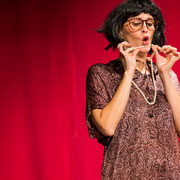 Fotografia di scena dello spettacolo teatrale Comedy party al Teatro Caboto Kolbe di Milano | Alessandro Tintori