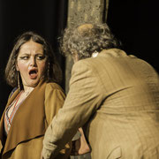 Fotografia di scena dello spettacolo teatrale Il pirata da salotto al Teatro Caboto Kolbe a Milano | Alessandro Tintori