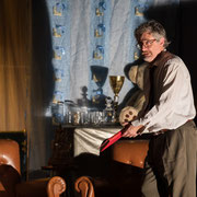Fotografia di scena dello spettacolo Doppio inganno con delitto al Teatro Caboto Kolbe di Milano | Alessandro Tintori