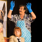 Fotografia di scena dello spettacolo teatrale Cenere e Champagne al Teatro Caboto Kolbe | Alessandro Tintori