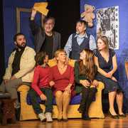 Fotografia di scena dello spettacolo teatrale "La cena dell'amore e dell'accordo" | Alessandro Tintori
