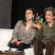 Fotografia di scena spettacolo teatrale Tre cretini... sono meglio di uno al Teatro Caboto Kolbe | Alessandro Tintori