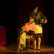 Fotografia di scena dello spettacolo teatrale "Il caso Lancaster" | Alessandro Tintori