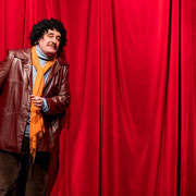 Fotografia di scena dello spettacolo teatrale Comedy party al Teatro Caboto Kolbe di Milano | Alessandro Tintori