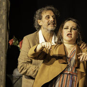 Fotografia di scena dello spettacolo teatrale Il pirata da salotto al Teatro Caboto Kolbe a Milano | Alessandro Tintori