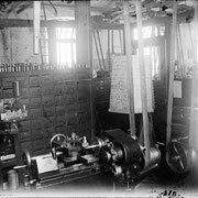 About 1925. Indoor view of a mechanical factory in Rovereto (TN).