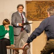 Fotografia di scena dello spettacolo teatrale "La polizza di assicurazione" | Alessandro Tintori