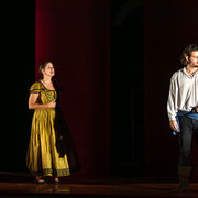 Fotografia di scena di Cyrano de Bergerac in scena al Teatro Caboto Kolbe di Milano