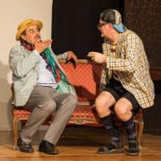 Fotografia di scena dello spettacolo teatrale "La polizza di assicurazione" | Alessandro Tintori