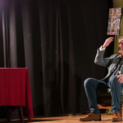 Fotografia di scena dello spettacolo teatrale L'incidente al Teatro Caboto Kolbe | Alessandro Tintori