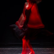 Fotografia di performance Giulia Temperini - studio meditazione fotografica di Alessandro Tintori