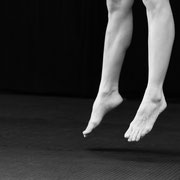 Shamiri®: fotografia in bianco e nero di Annalisa Loiodice mentre si allena in palestra | Alessandro Tintori
