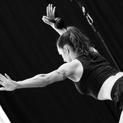 Shamiri®: fotografia in bianco e nero di Annalisa Loiodice mentre si allena in palestra | Alessandro Tintori
