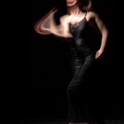 Fotografia di performance Giulia Temperini - studio meditazione fotografica di Alessandro Tintori