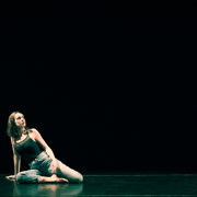 Fotografia di performance Giulia Temperini - studio meditazione fotografica di Alessandro Tintori