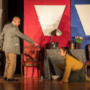 Fotografia di scena dello spettacolo La bambola scomparsa al Teatro Caboto a Milano | Alessandro Tintori