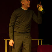 Fotografia di scena dello spettacolo teatrale "Il caso Lancaster" | Alessandro Tintori