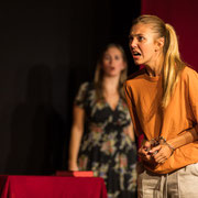 Fotografia di scena dello spettacolo teatrale "Il caso Lancaster" | Alessandro Tintori