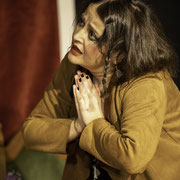 Fotografia di scena dello spettacolo teatrale Il pirata da salotto al Teatro Caboto Kolbe a Milano | Alessandro Tintori
