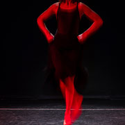 Fotografia di performance Giulia Temperini - studio meditazione fotografica di Alessandro Tintori
