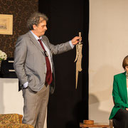 Fotografia di scena dello spettacolo teatrale "La polizza di assicurazione" | Alessandro Tintori