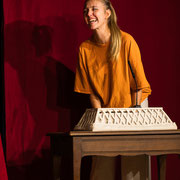 Fotografia di scena dello spettacolo teatrale "Il caso Lancaster" | Alessandro Tintori