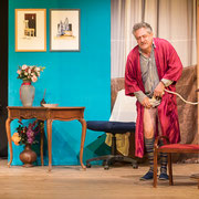Fotografia di scena dello spettacolo teatrale Ti prego salvami al Teatro Caboto Kolbe a Milano | Alessandro Tintori